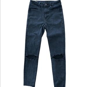 American Eagle Ripped Knee jeans Sz.4